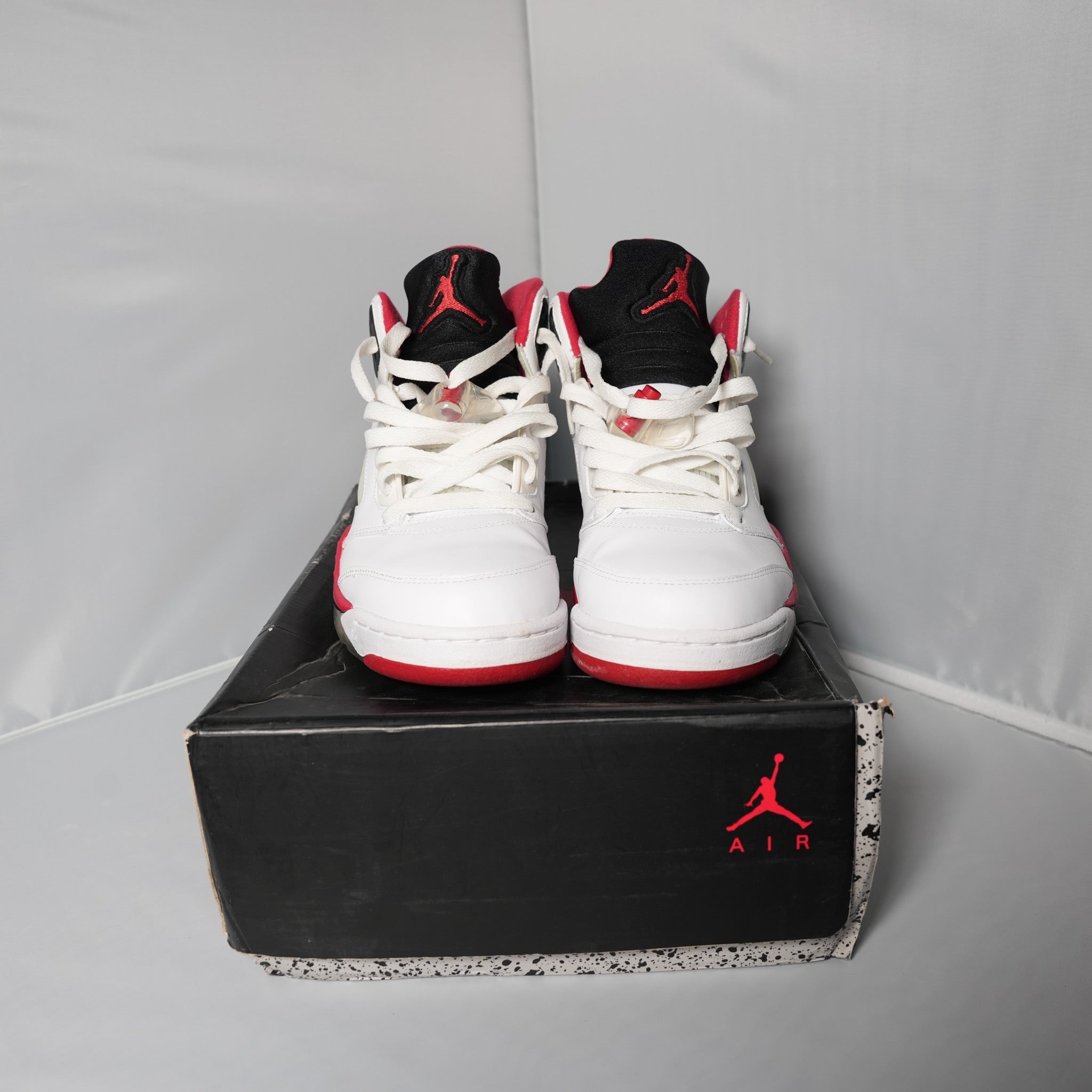 Jordan 5 Retro Fire Red Black Tongue (2013)