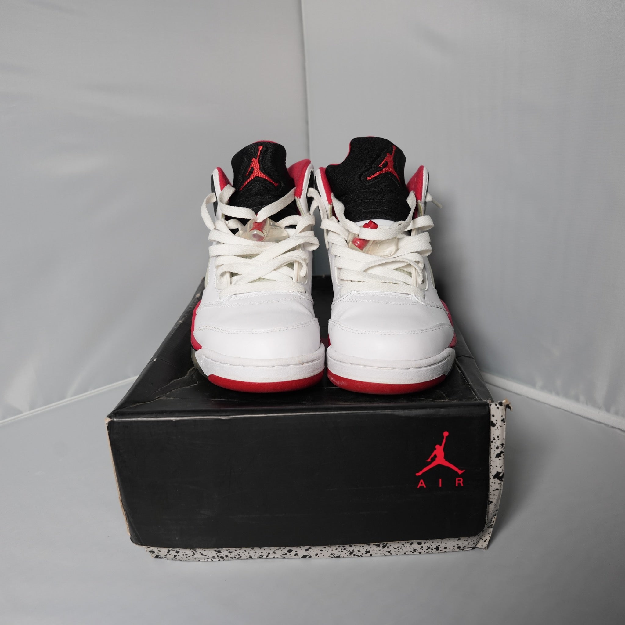Jordan 5 Retro Fire Red Black Tongue (2013)