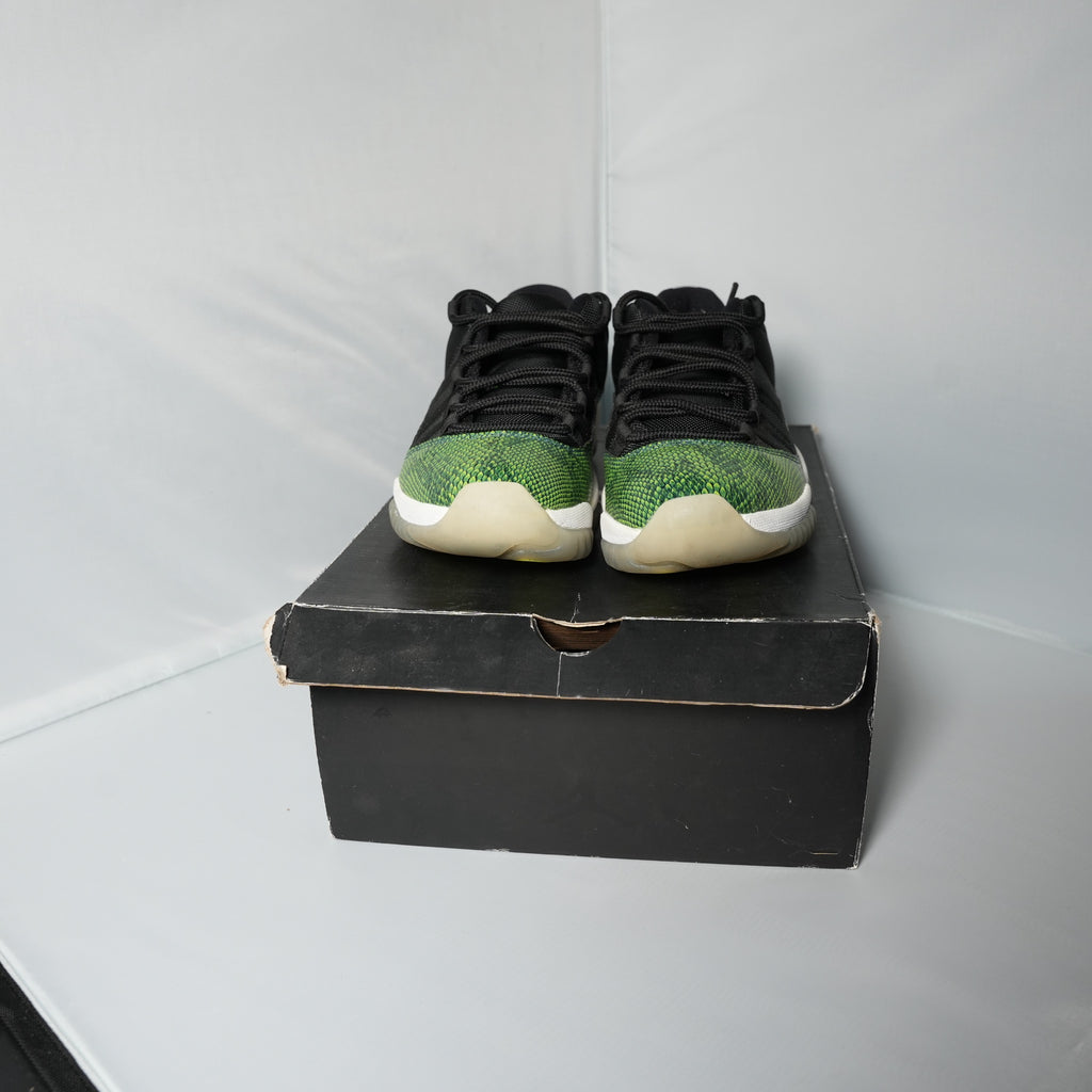 Jordan 11 Retro Low Green Snakeskin