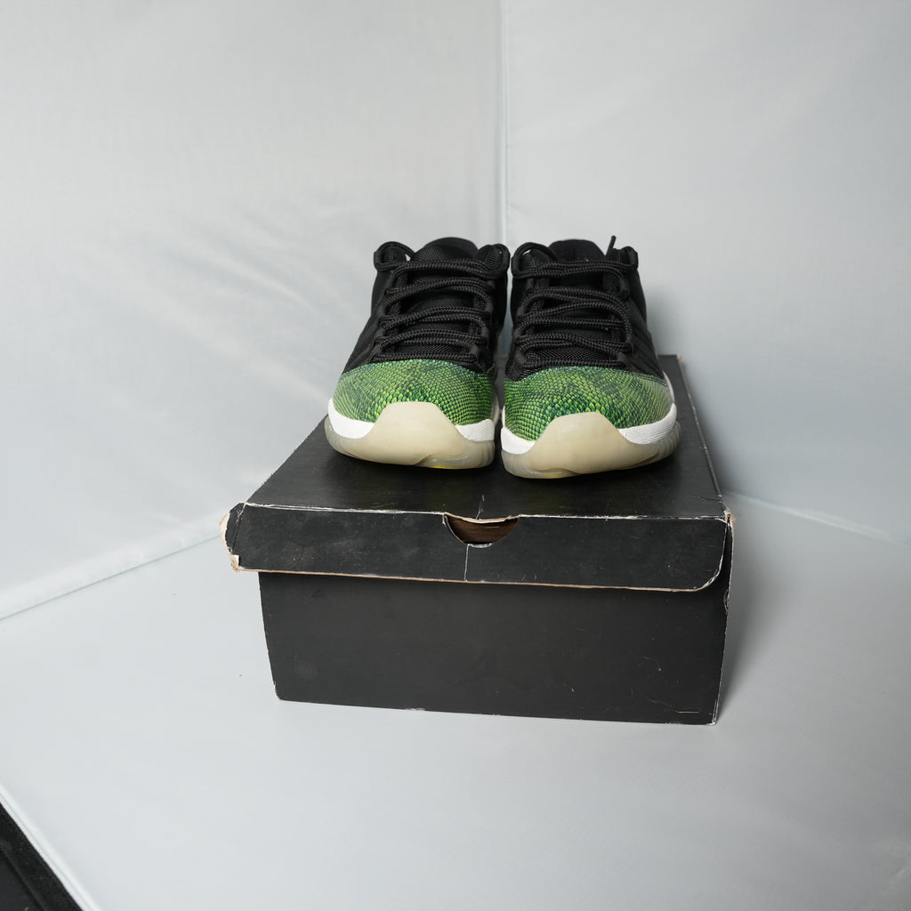 Jordan 11 Retro Low Green Snakeskin