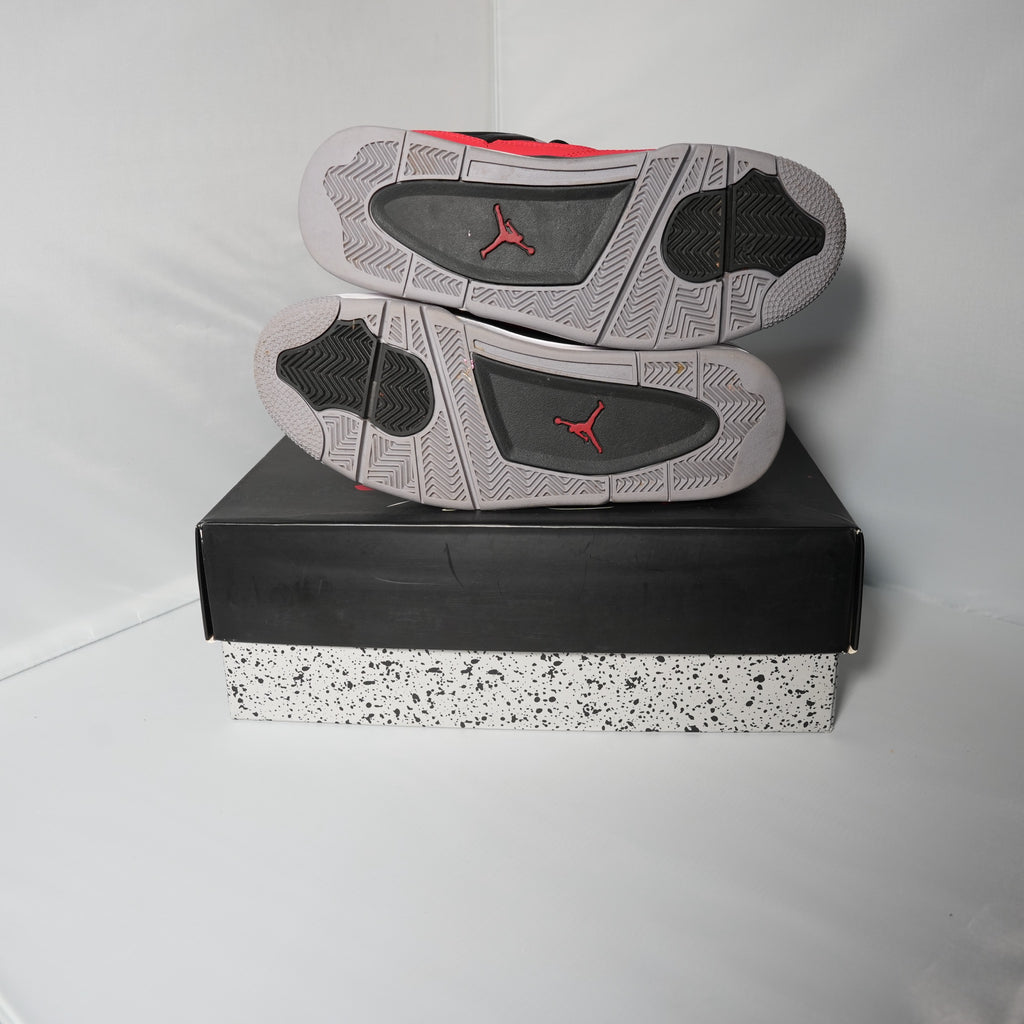 Jordan 4 Retro Toro Bravo (2013)