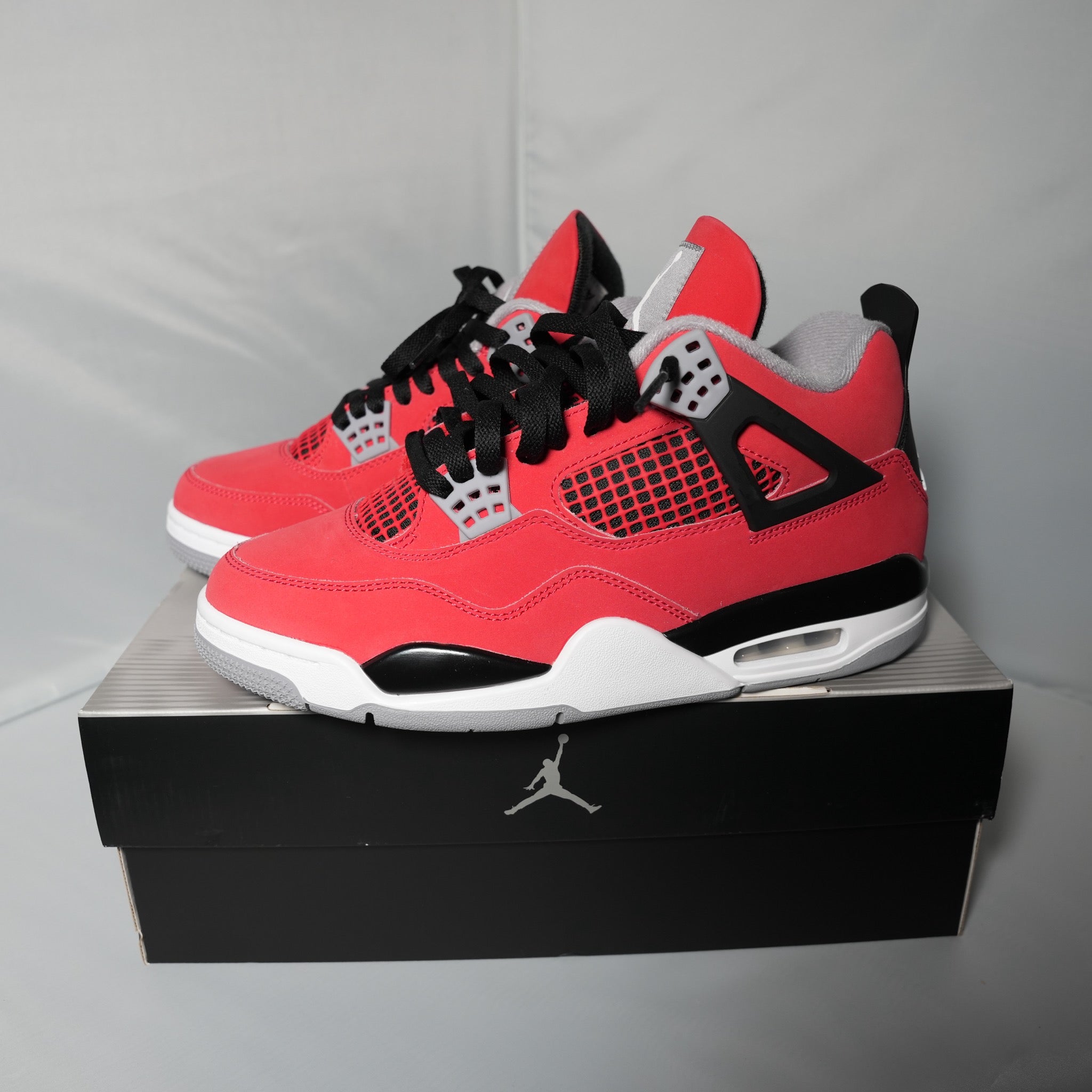 Jordan 4 Retro Toro Bravo (2026)