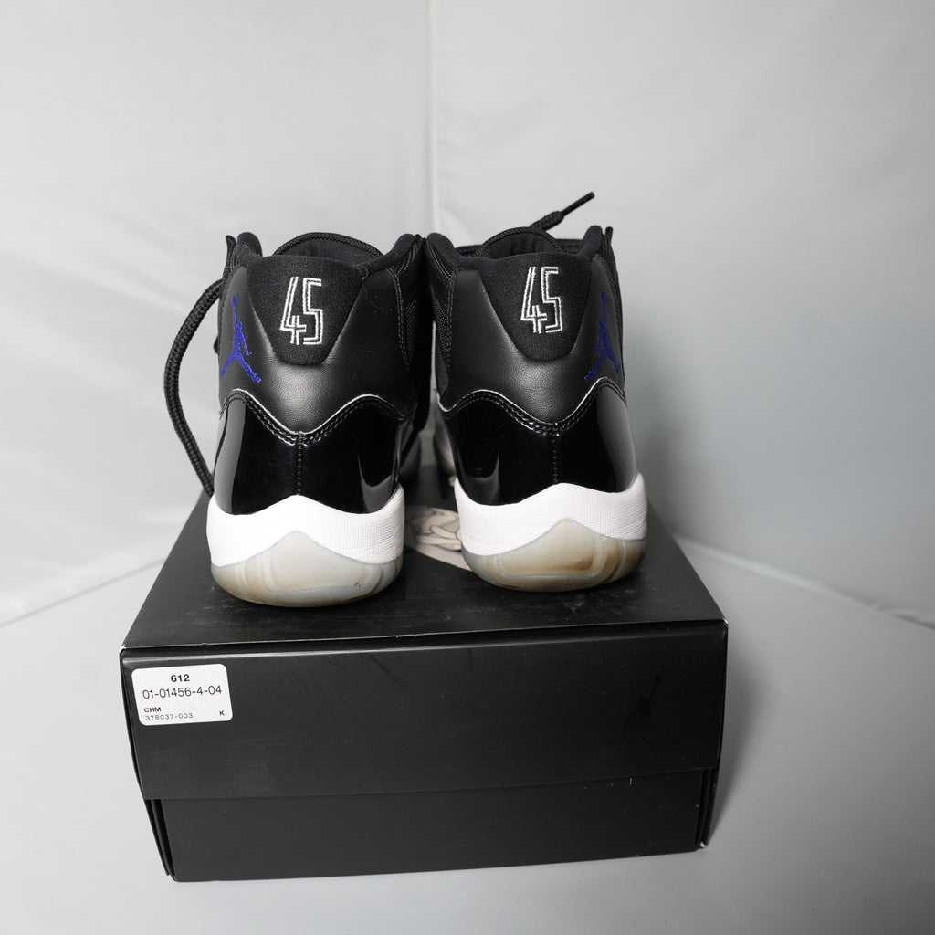Jordan 11 Retro Space Jam (2016)