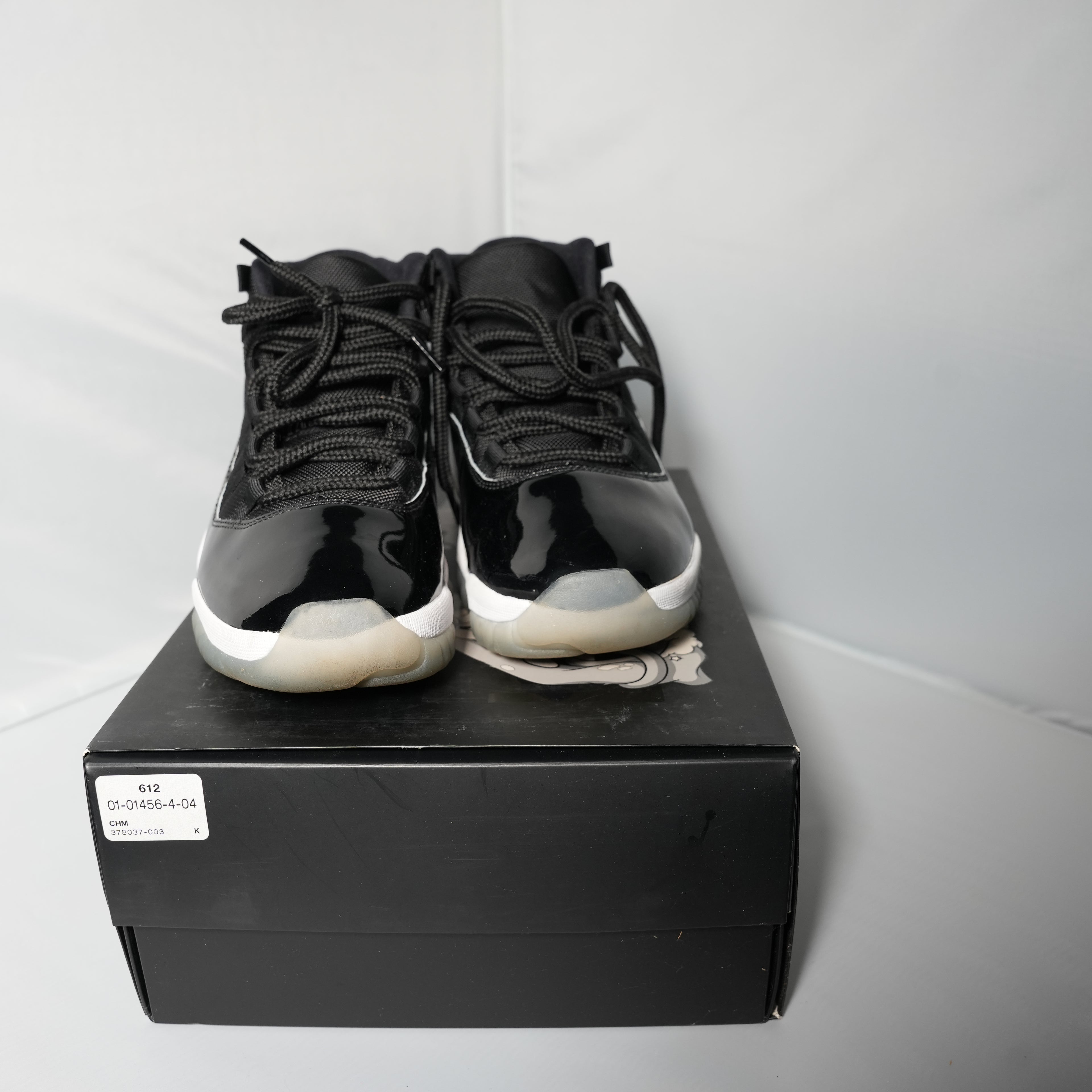 Jordan 11 Retro Space Jam (2016)