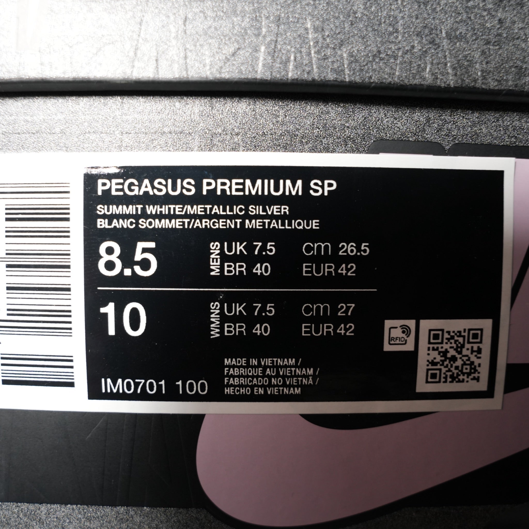 Nike Air Zoom Pegasus Premium SP A Ma Maniére White Metallic Silver