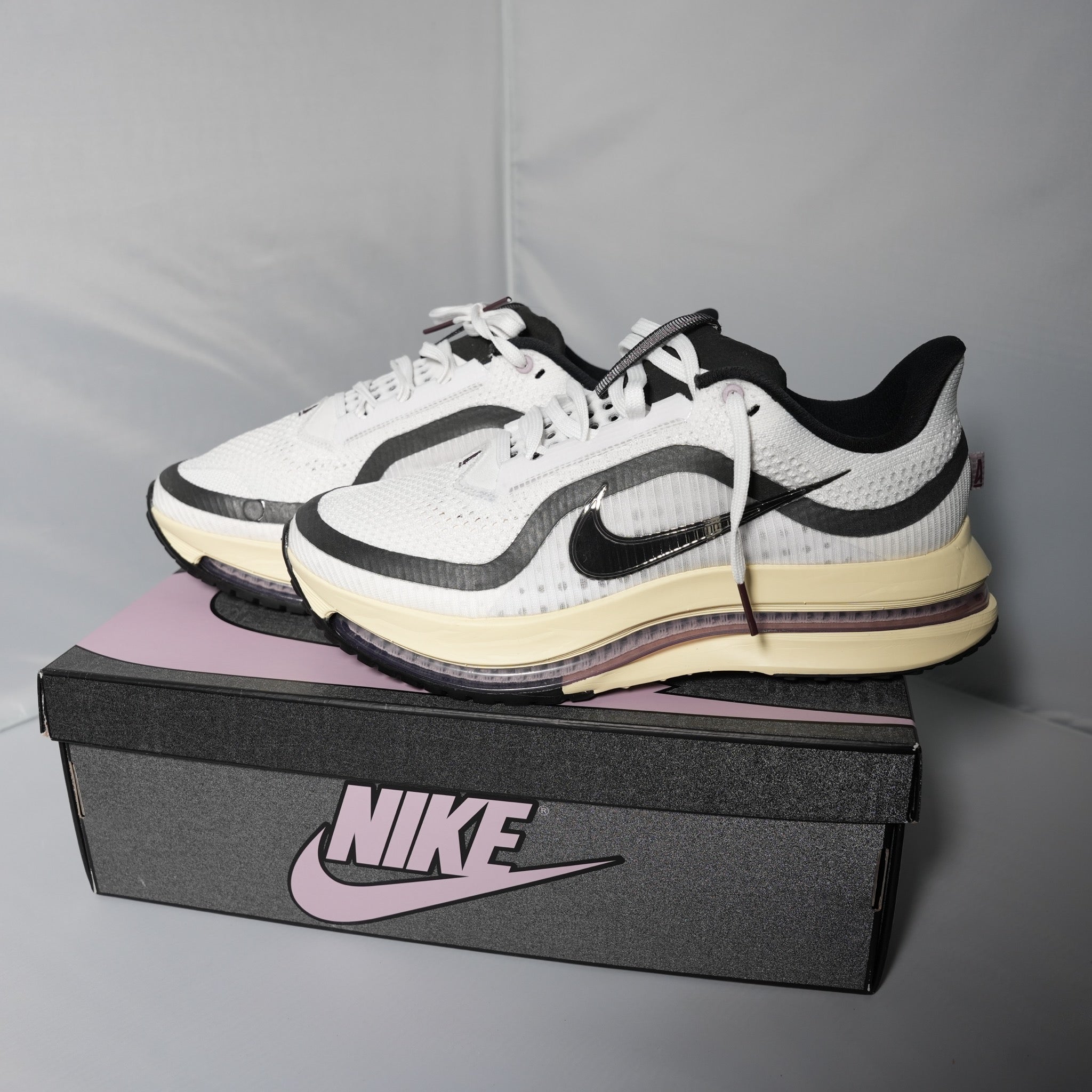 Nike Air Zoom Pegasus Premium SP A Ma Maniére White Metallic Silver