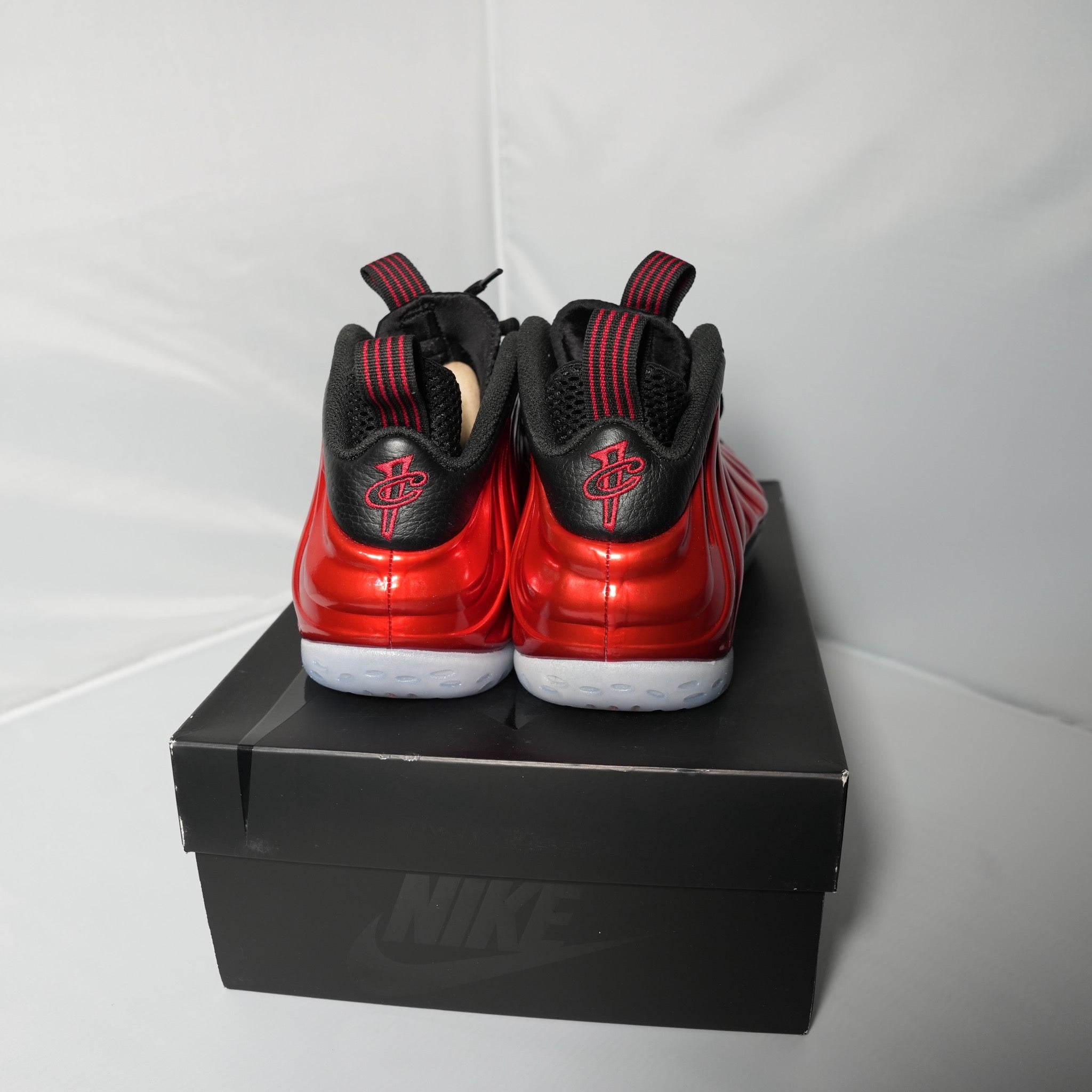 Nike Air Foamposite One Metallic Red (2023)