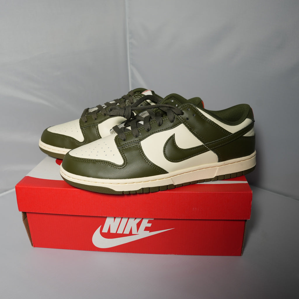 Nike Dunk Low Retro Rough Green