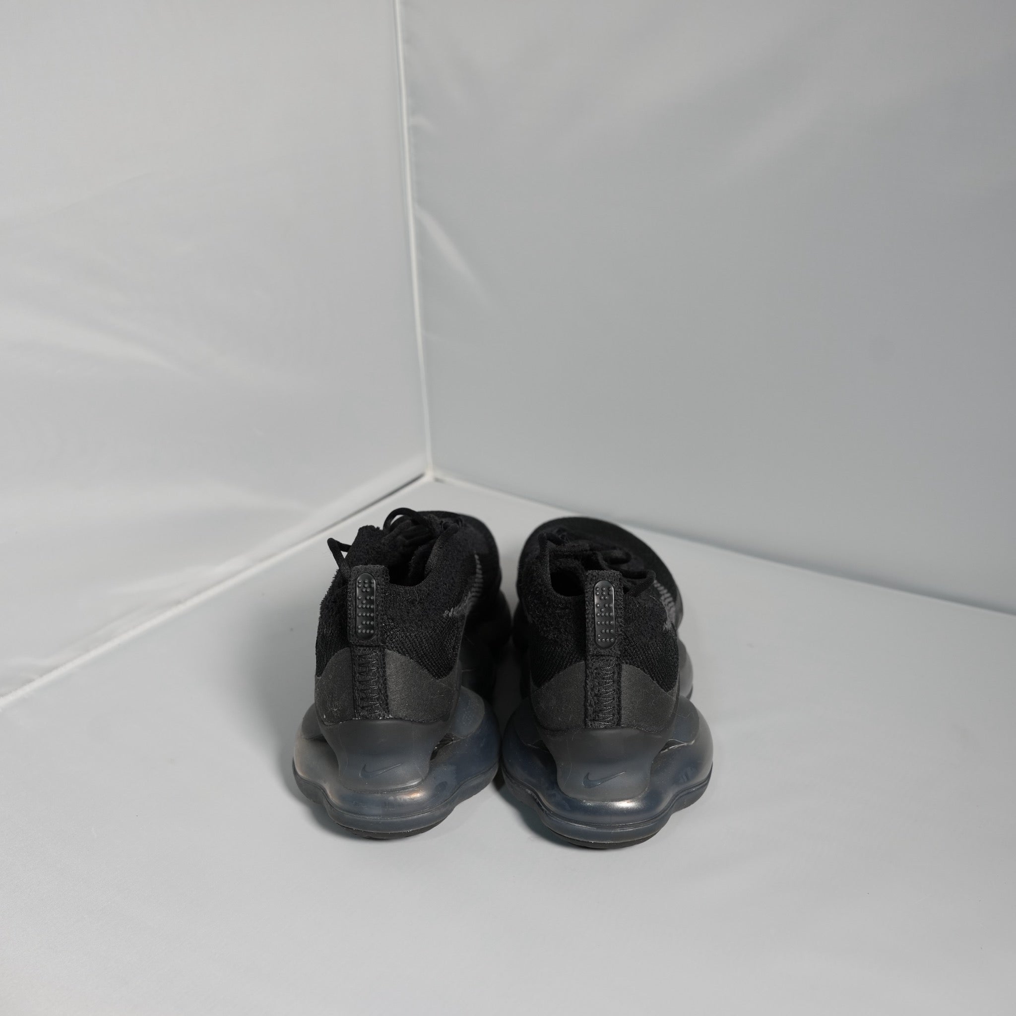 Jordan 12 Retro Playoffs (2022)