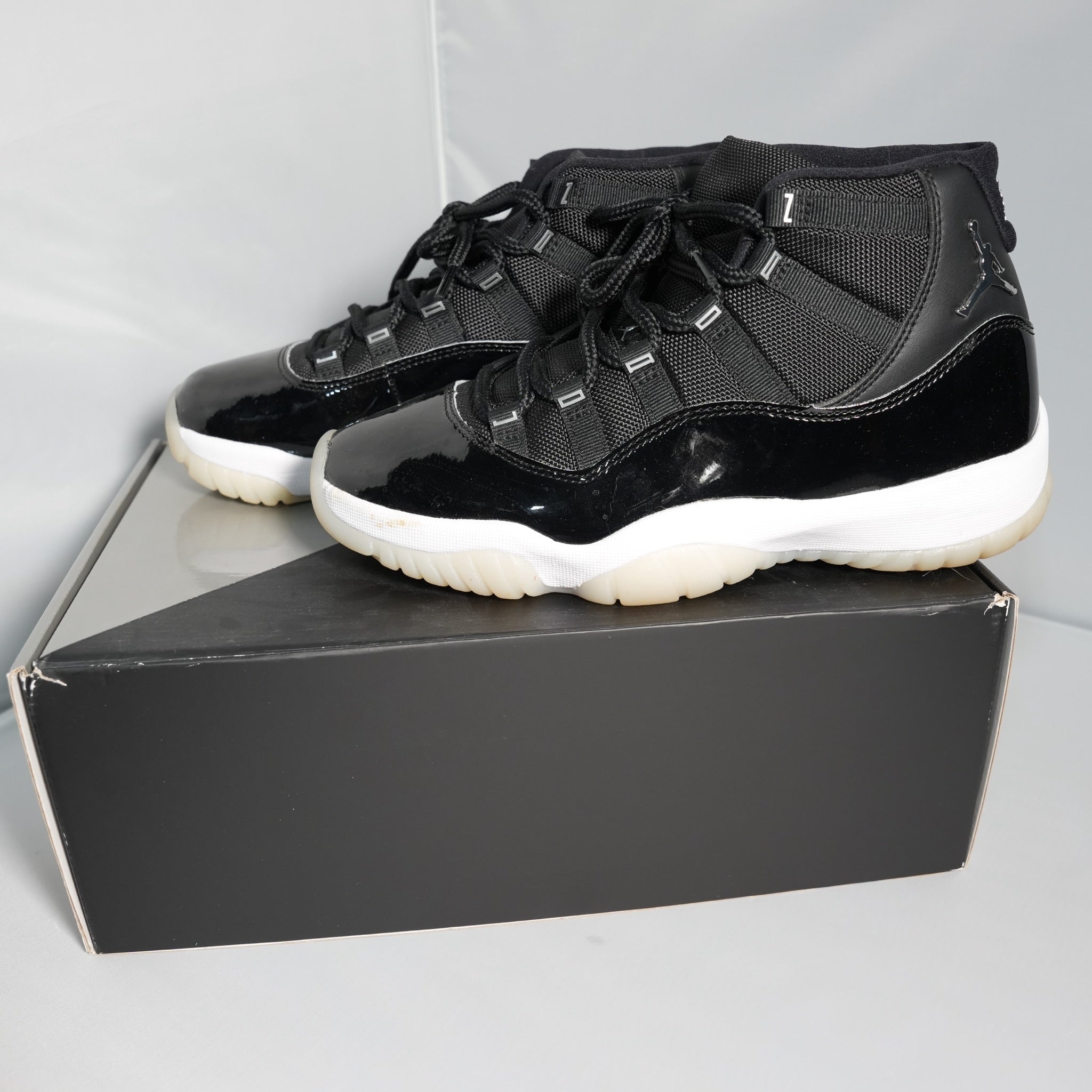 Jordan 11 Retro Jubilee (Women's)
