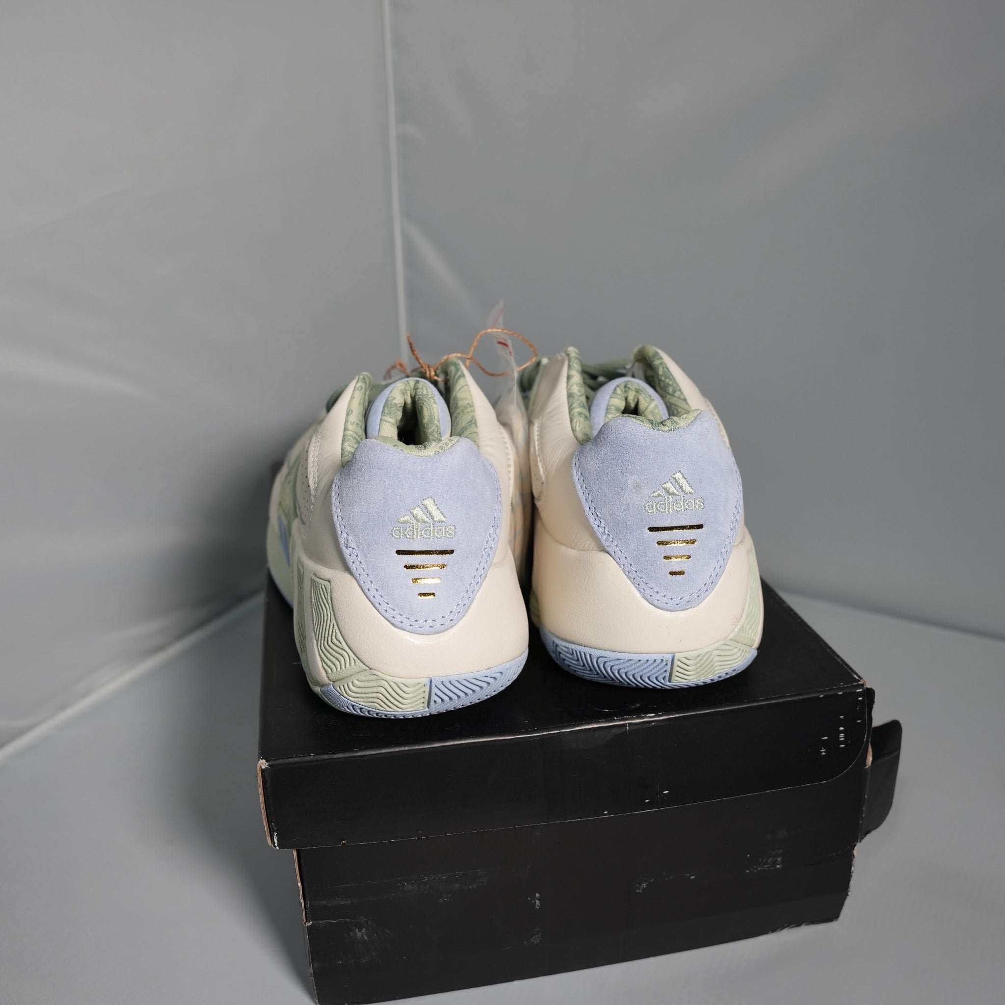 adidas Agent Gil Restomod Damian Lillard Zero Dollar Bill