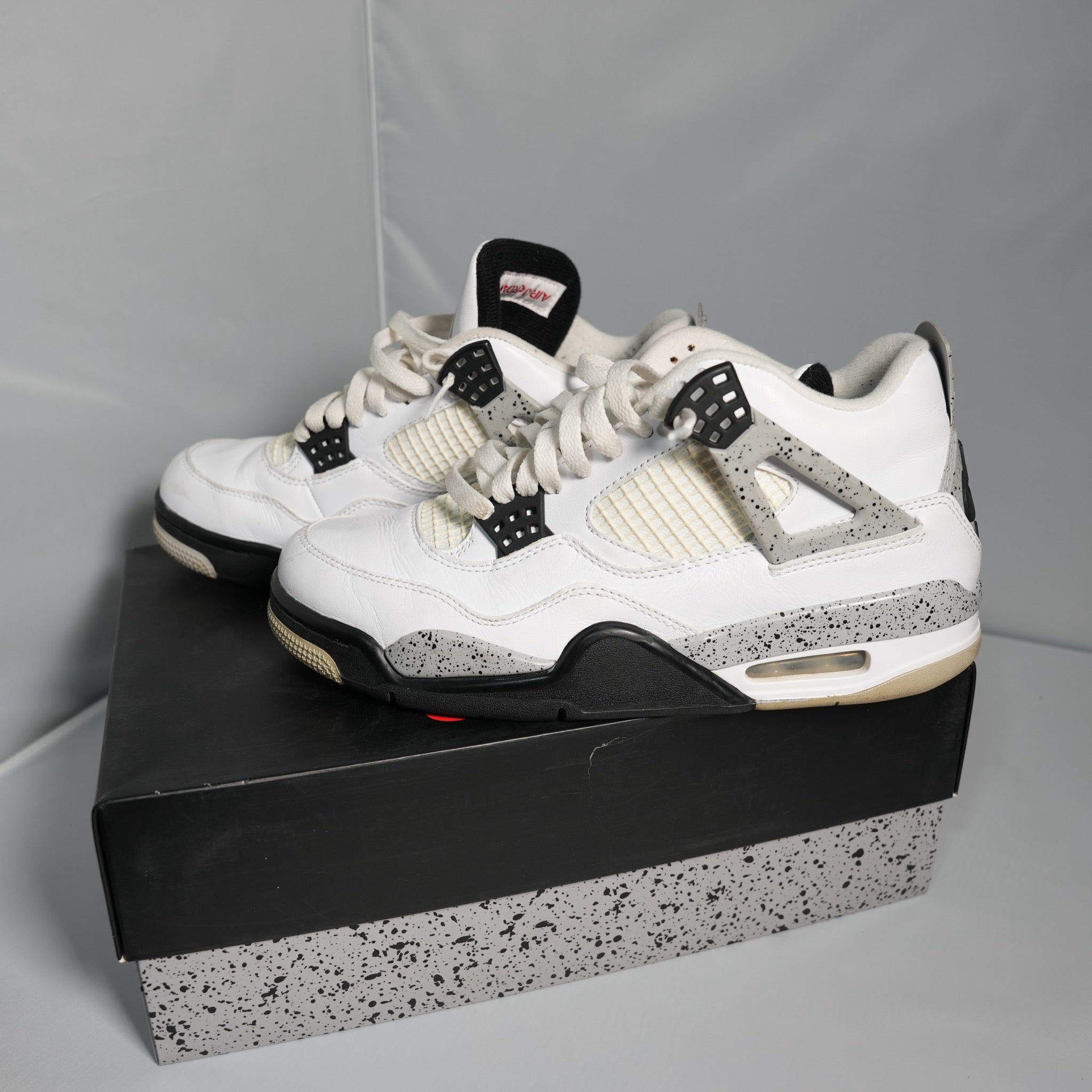 Jordan 4 Retro White Cement (2016)