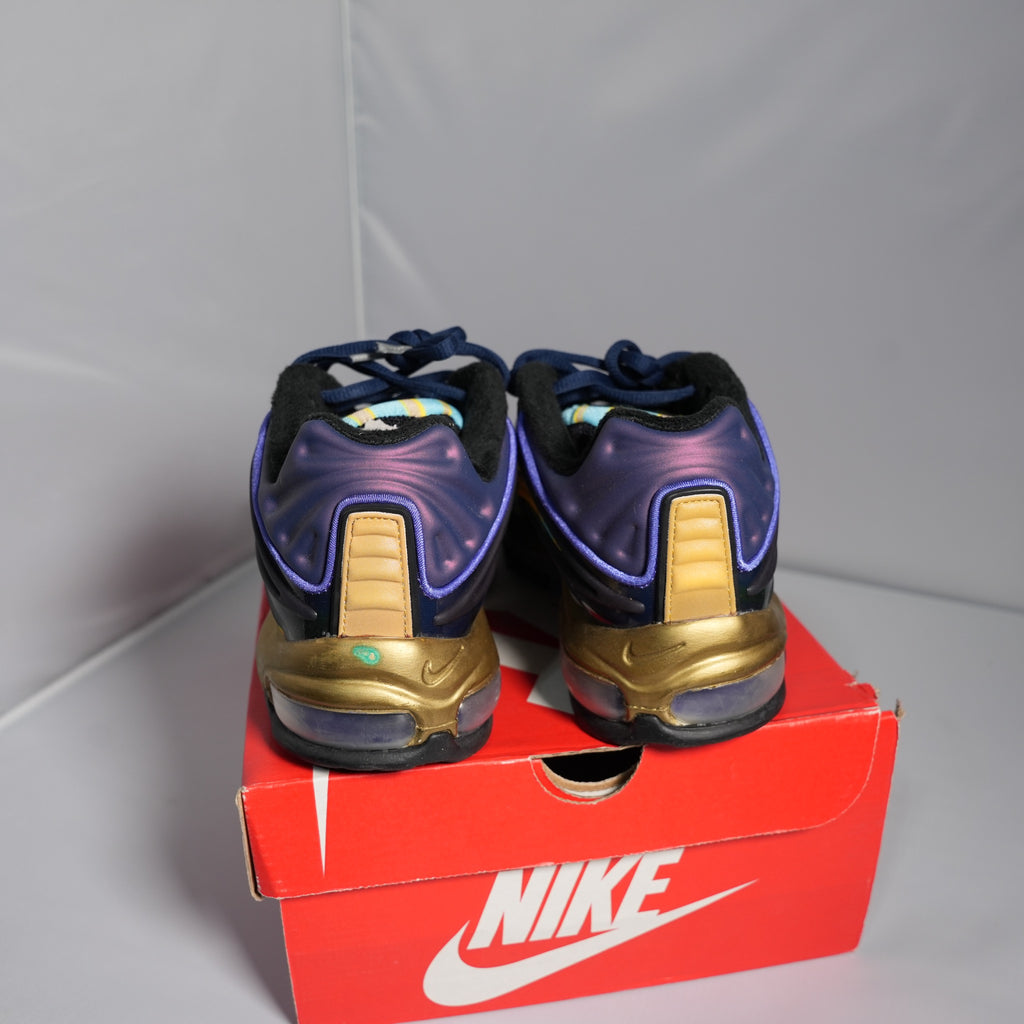 Nike Air Max Deluxe Midnight Navy Laser Orange